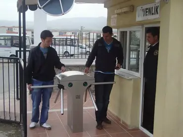 turnike geçiş